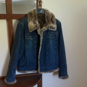 Denim/blue jean & Faux Fur Jacket. Size XL.